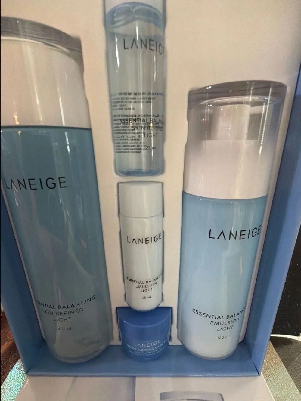 LANEIGE Light Blue Hydrating Skincare Set